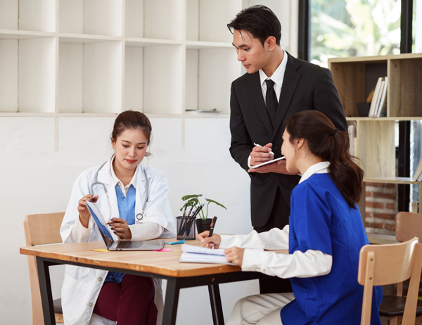 Desktop Image – Alt text *