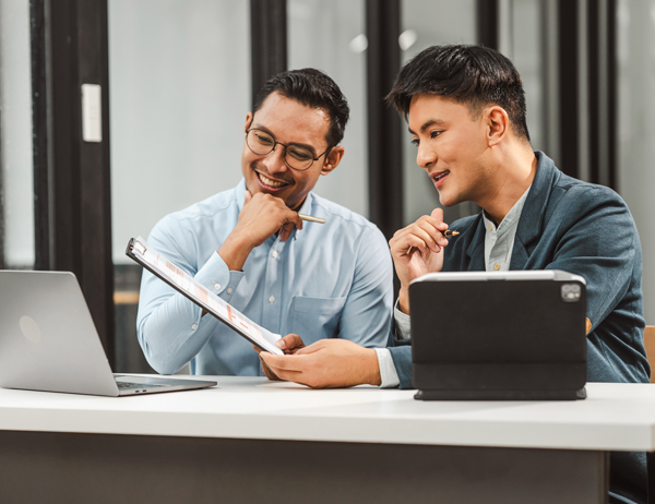 Desktop Image – Alt text *