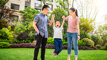 Gaya Hidup Minimalis: Kunci Menuju Keuangan yang Sehat dan Stabil | Prudential Indonesia