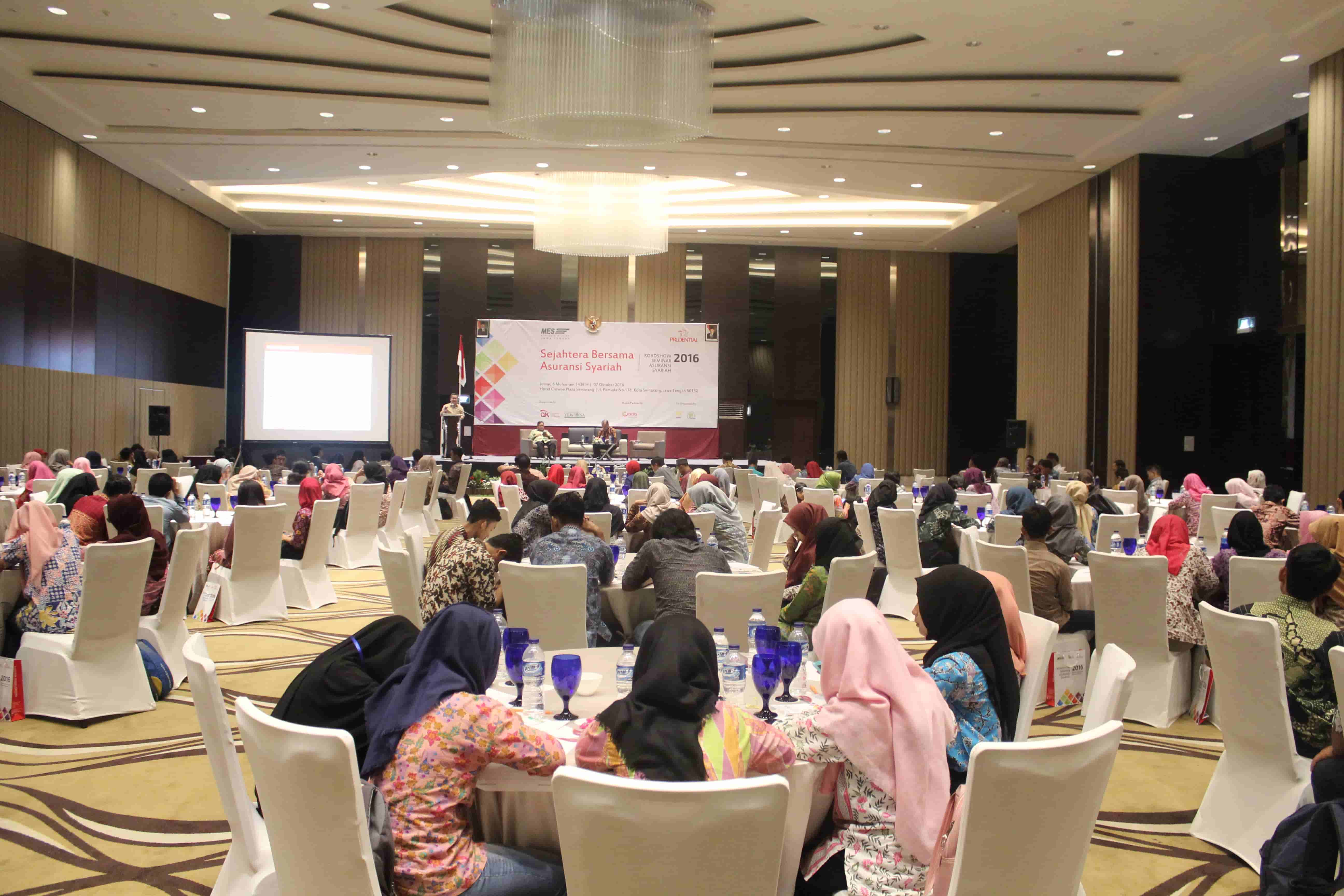 csr-literasi-keuangan-syariah-7