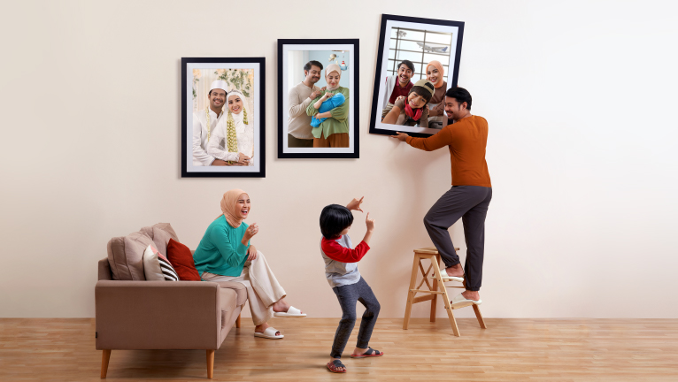 Alternative text for accessibility